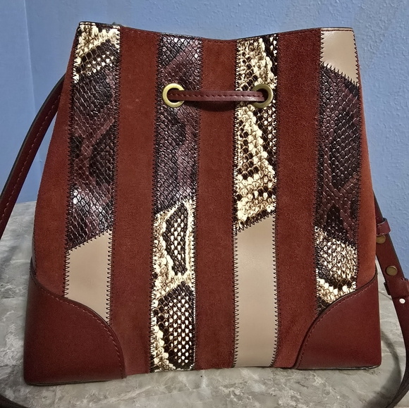 Michael Kors Mercer Patchwork Suede Leather Burgundy Bucket Bag Crossbody NWOT - Picture 4 of 12